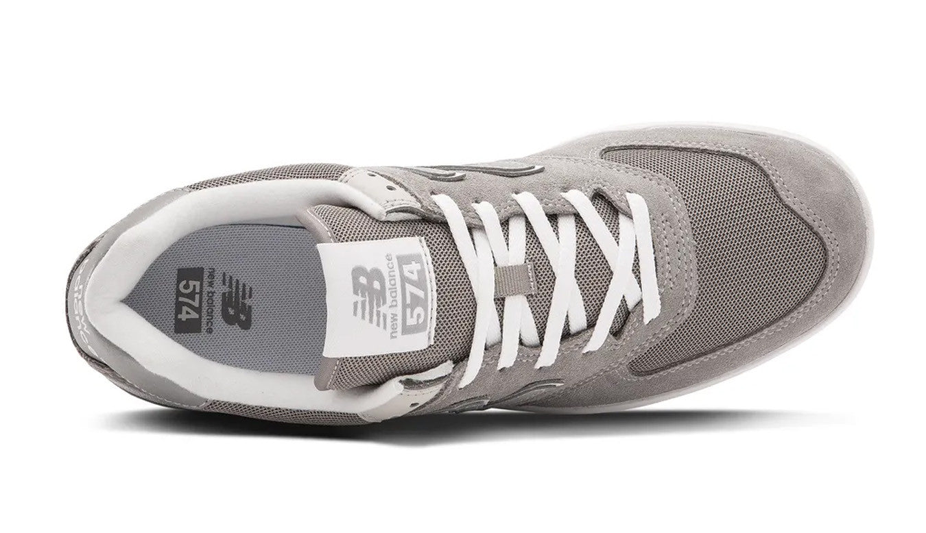 New balance 2025 grey coast trainer